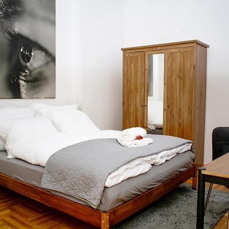 Heart Of The City, Entire Very Big Apartment Βουδαπέστη Εξωτερικό φωτογραφία